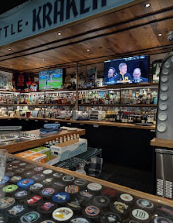 32 Bar & Grill