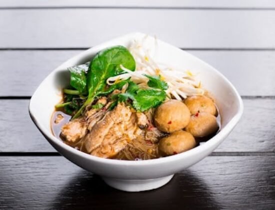 Bai Tong Thai Street Cafe