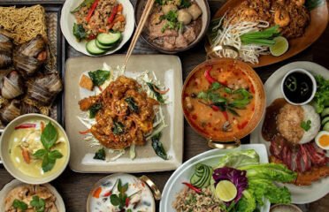 Bai Tong Thai Street Cafe