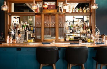 COMMUNION Restaurant & Bar