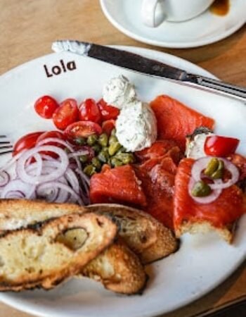 Lola