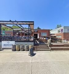 Magnuson Cafe & Brewery