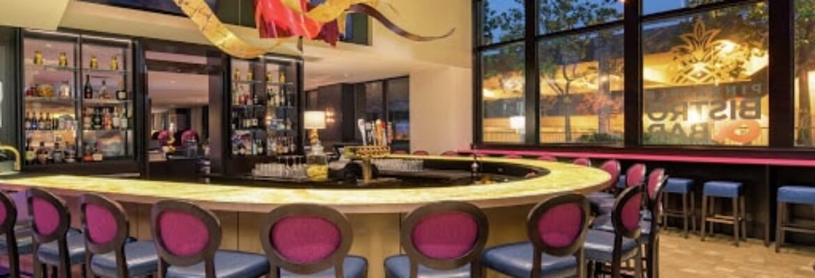 Pineapple Bistro & Bar