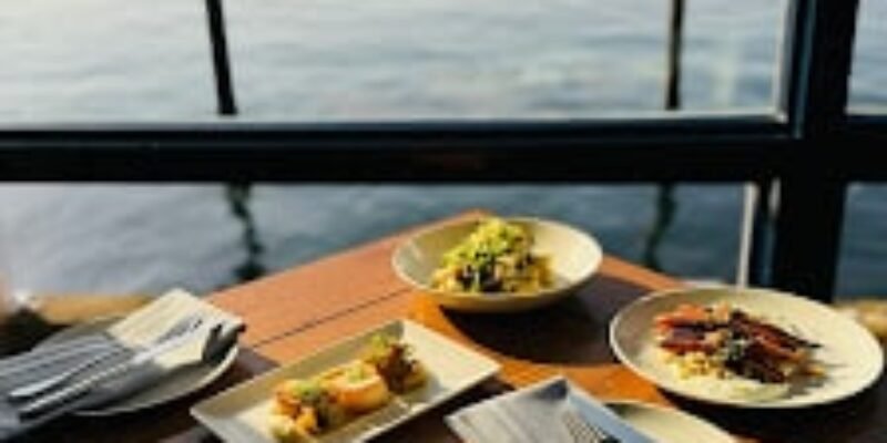 Ray’s Boathouse