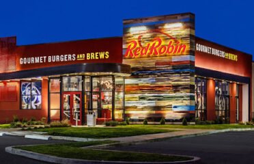 Red Robin Gourmet Burgers and Brews