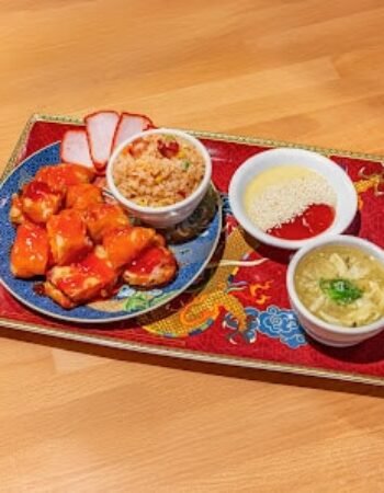 Rickshaw Restaurant & Lounge