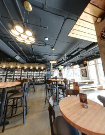 TeKu Tavern + Café