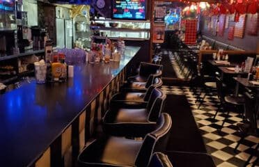 The 5 Point Cafe | 24 Hour Legendary Dive Bar & Diner