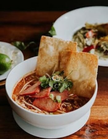Yes Siam Thai Cafe and Bar