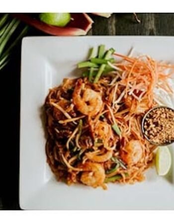 Yes Siam Thai Cafe and Bar